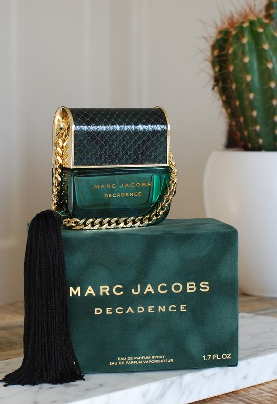 Marc Jacobs Decandence