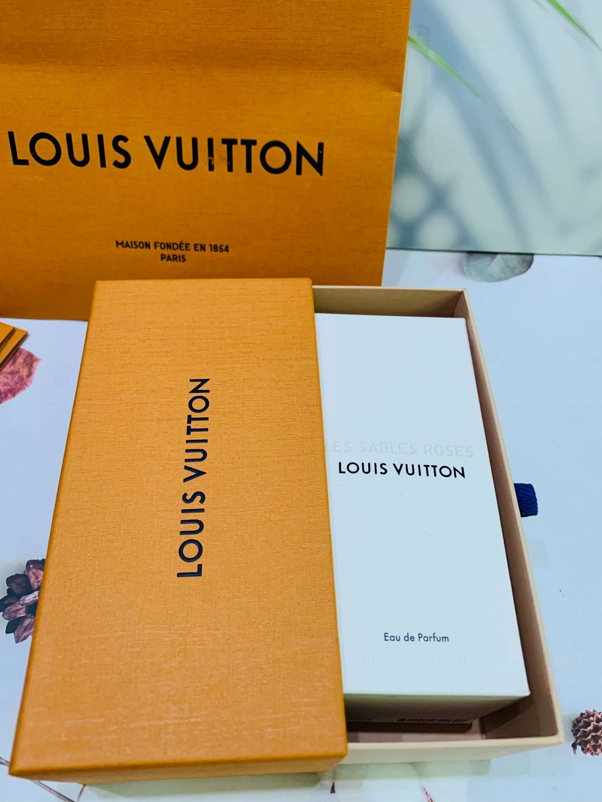Nước Hoa Nữ Louis Vuitton Les Sables Roses  MF Paris